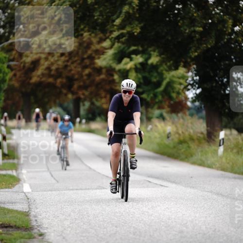 30.08.2026 - Elbe Triathlon Hamburg Michael Burmester http://msf.ph/oto/10059175 30.08.2026 11:29:00 Radfahren 1479, 1551, 1636, 1646 meine-sportfotos.de