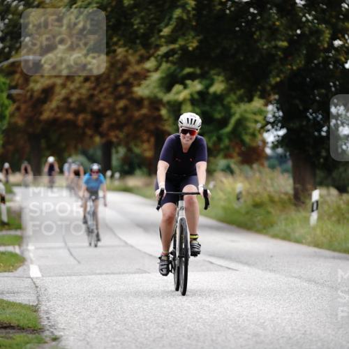 30.08.2026 - Elbe Triathlon Hamburg Michael Burmester http://msf.ph/oto/10059176 30.08.2026 11:29:00 Radfahren 1479, 1551, 1636, 1646 meine-sportfotos.de