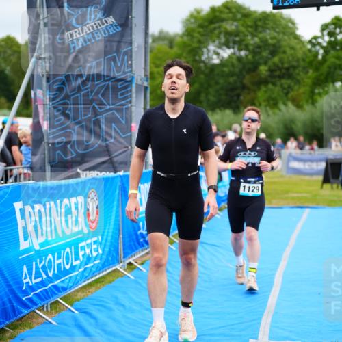 30.08.2026 - Elbe Triathlon Hamburg LAZAROV Photography http://msf.ph/oto/10059179 30.08.2026 11:34:54 Ziel 578, 903, 1129, 1157, 1441 meine-sportfotos.de