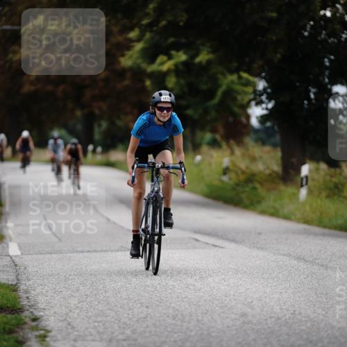 30.08.2026 - Elbe Triathlon Hamburg Michael Burmester http://msf.ph/oto/10059189 30.08.2026 11:29:03 Radfahren 1479, 1551, 1588, 1646 meine-sportfotos.de