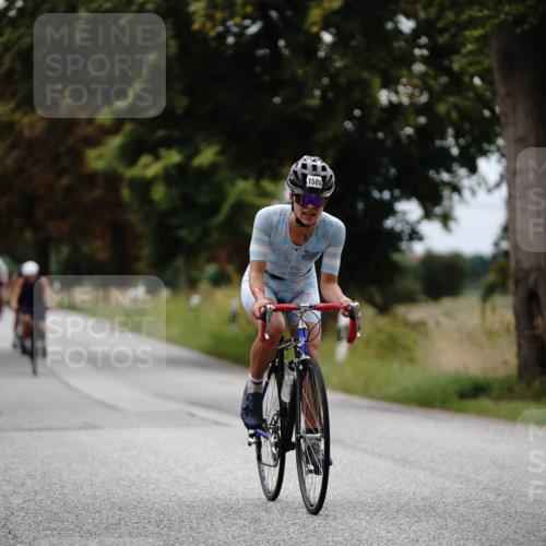 30.08.2026 - Elbe Triathlon Hamburg Michael Burmester http://msf.ph/oto/10059205 30.08.2026 11:29:09 Radfahren 1551, 1563, 1588, 1669, 1674 meine-sportfotos.de