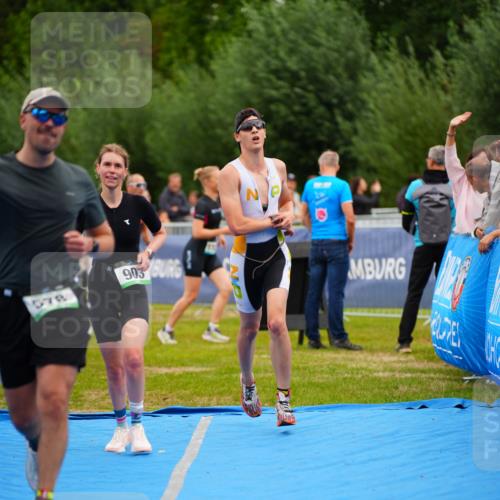 30.08.2026 - Elbe Triathlon Hamburg LAZAROV Photography http://msf.ph/oto/10059206 30.08.2026 11:35:00 Ziel 578, 903, 1213, 1230, 1441 meine-sportfotos.de