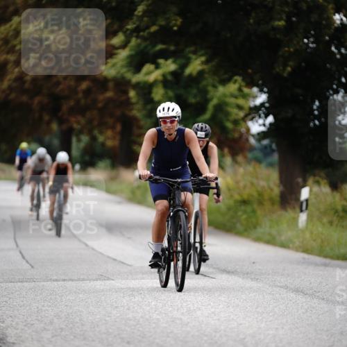 30.08.2026 - Elbe Triathlon Hamburg Michael Burmester http://msf.ph/oto/10059215 30.08.2026 11:29:12 Radfahren 1382, 1563, 1669, 1674 meine-sportfotos.de