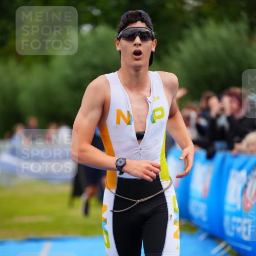30.08.2026 - Elbe Triathlon Hamburg LAZAROV Photography http://msf.ph/oto/10059229 30.08.2026 11:35:03 Ziel 578, 903, 1213, 1230, 1441 meine-sportfotos.de