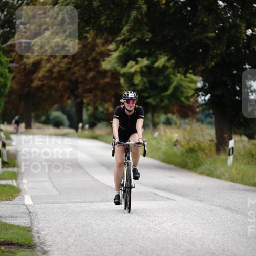30.08.2026 - Elbe Triathlon Hamburg Michael Burmester http://msf.ph/oto/10059288 30.08.2026 11:29:46 Radfahren 1476, 1581 meine-sportfotos.de