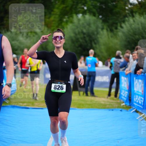 30.08.2026 - Elbe Triathlon Hamburg LAZAROV Photography http://msf.ph/oto/10059289 30.08.2026 11:35:18 Ziel 780, 826, 1137, 1318 meine-sportfotos.de