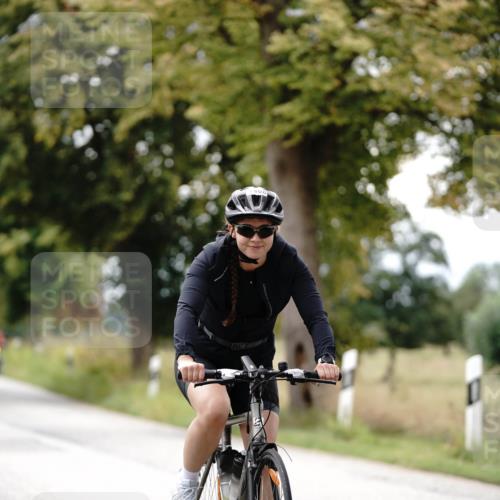 30.08.2026 - Elbe Triathlon Hamburg Michael Burmester http://msf.ph/oto/10059314 30.08.2026 11:30:03 Radfahren 1503 meine-sportfotos.de