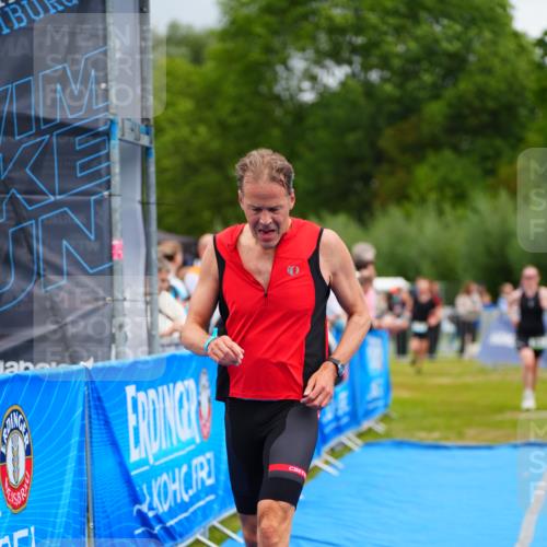 30.08.2026 - Elbe Triathlon Hamburg LAZAROV Photography http://msf.ph/oto/10059319 30.08.2026 11:35:26 Ziel 780, 831, 1177, 1237, 1318 meine-sportfotos.de