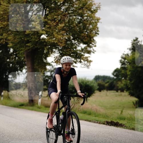 30.08.2026 - Elbe Triathlon Hamburg Michael Burmester http://msf.ph/oto/10059346 30.08.2026 11:30:20 Radfahren 1427, 1467, 1592 meine-sportfotos.de