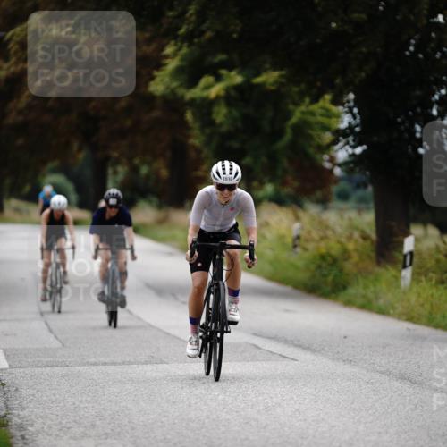 30.08.2026 - Elbe Triathlon Hamburg Michael Burmester http://msf.ph/oto/10059357 30.08.2026 11:30:32 Radfahren 1480, 1510, 1549 meine-sportfotos.de