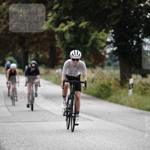 30.08.2026 - Elbe Triathlon Hamburg Michael Burmester http://msf.ph/oto/10059358 30.08.2026 11:30:32 Radfahren 1480, 1510, 1549 meine-sportfotos.de