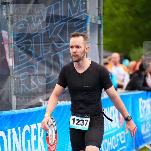 30.08.2026 - Elbe Triathlon Hamburg LAZAROV Photography http://msf.ph/oto/10059362 30.08.2026 11:35:37 Ziel 961, 1177, 1237 meine-sportfotos.de