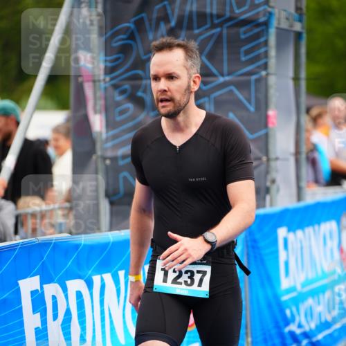 30.08.2026 - Elbe Triathlon Hamburg LAZAROV Photography http://msf.ph/oto/10059370 30.08.2026 11:35:37 Ziel 961, 1177, 1237 meine-sportfotos.de