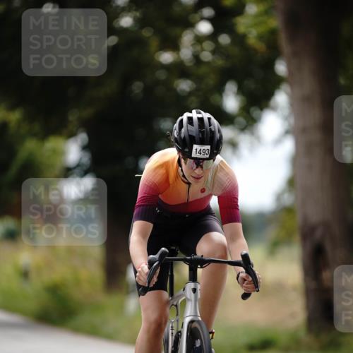 30.08.2026 - Elbe Triathlon Hamburg Michael Burmester http://msf.ph/oto/10059408 30.08.2026 11:30:58 Radfahren 1493, 1513 meine-sportfotos.de