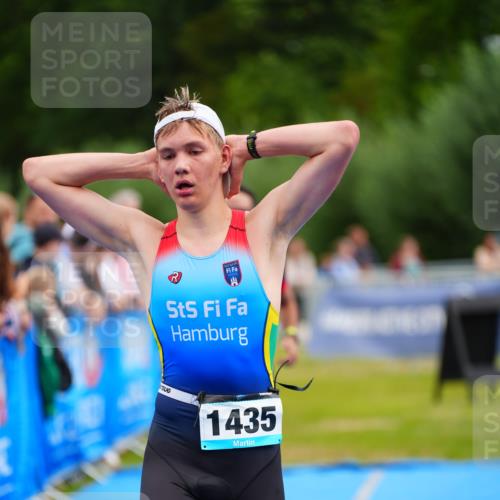 30.08.2026 - Elbe Triathlon Hamburg LAZAROV Photography http://msf.ph/oto/10059429 30.08.2026 11:35:55 Ziel 1168, 1295, 1435, 1439 meine-sportfotos.de