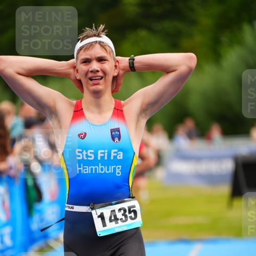 30.08.2026 - Elbe Triathlon Hamburg LAZAROV Photography http://msf.ph/oto/10059430 30.08.2026 11:35:55 Ziel 1168, 1295, 1435, 1439 meine-sportfotos.de