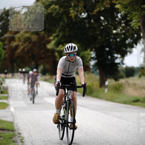 30.08.2026 - Elbe Triathlon Hamburg Michael Burmester http://msf.ph/oto/10059455 30.08.2026 11:31:20 Radfahren 1127, 1131, 1409, 1579, 1605 meine-sportfotos.de
