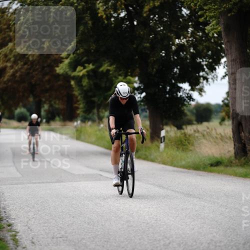 30.08.2026 - Elbe Triathlon Hamburg Michael Burmester http://msf.ph/oto/10059476 30.08.2026 11:31:27 Radfahren 1508, 1515, 1579 meine-sportfotos.de