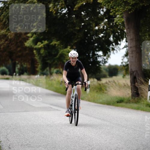 30.08.2026 - Elbe Triathlon Hamburg Michael Burmester http://msf.ph/oto/10059486 30.08.2026 11:31:30 Radfahren 1508, 1515 meine-sportfotos.de
