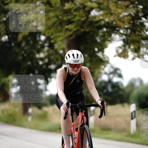 30.08.2026 - Elbe Triathlon Hamburg Michael Burmester http://msf.ph/oto/10059510 30.08.2026 11:31:43 Radfahren 1351, 1429 meine-sportfotos.de