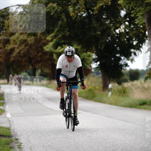 30.08.2026 - Elbe Triathlon Hamburg Michael Burmester http://msf.ph/oto/10059514 30.08.2026 11:31:44 Radfahren 1351, 1429, 1544 meine-sportfotos.de
