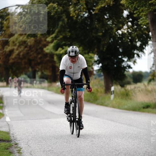 30.08.2026 - Elbe Triathlon Hamburg Michael Burmester http://msf.ph/oto/10059516 30.08.2026 11:31:45 Radfahren 1351, 1429, 1544 meine-sportfotos.de