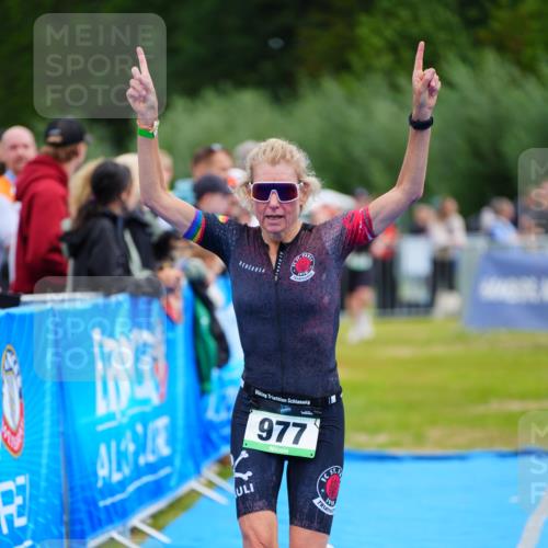30.08.2026 - Elbe Triathlon Hamburg LAZAROV Photography http://msf.ph/oto/10059539 30.08.2026 11:36:33 Ziel 568, 882, 977 meine-sportfotos.de