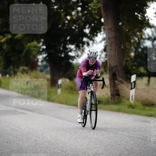 30.08.2026 - Elbe Triathlon Hamburg Michael Burmester http://msf.ph/oto/10059543 30.08.2026 11:31:55 Radfahren 1550, 1560, 1561 meine-sportfotos.de
