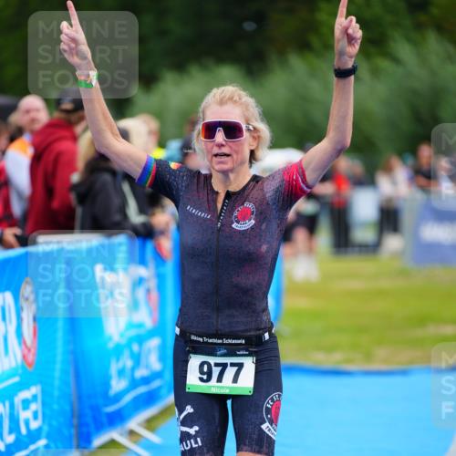 30.08.2026 - Elbe Triathlon Hamburg LAZAROV Photography http://msf.ph/oto/10059544 30.08.2026 11:36:33 Ziel 568, 882, 977 meine-sportfotos.de