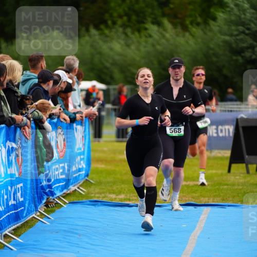 30.08.2026 - Elbe Triathlon Hamburg LAZAROV Photography http://msf.ph/oto/10059554 30.08.2026 11:36:39 Ziel 568, 796, 882 meine-sportfotos.de