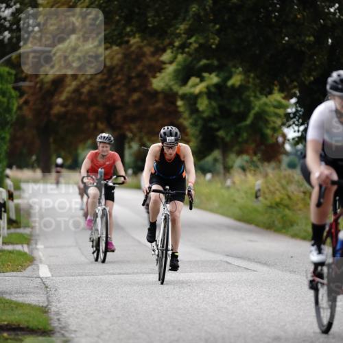 30.08.2026 - Elbe Triathlon Hamburg Michael Burmester http://msf.ph/oto/10059560 30.08.2026 11:32:15 Radfahren 1500, 1522, 1580, 1634, 1640 meine-sportfotos.de