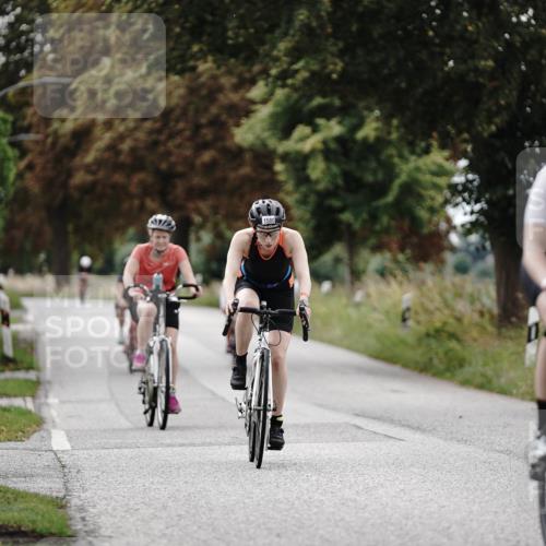 30.08.2026 - Elbe Triathlon Hamburg Michael Burmester http://msf.ph/oto/10059561 30.08.2026 11:32:15 Radfahren 1500, 1522, 1580, 1634, 1640 meine-sportfotos.de