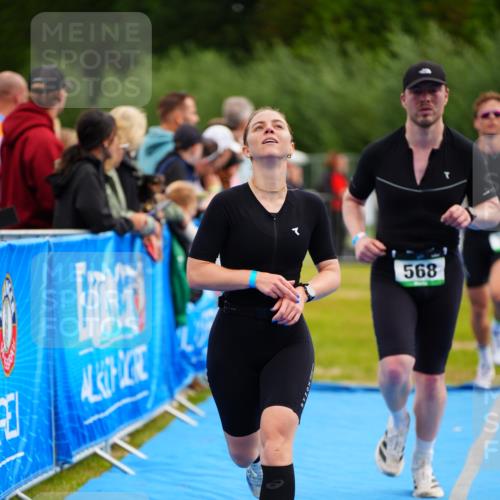 30.08.2026 - Elbe Triathlon Hamburg LAZAROV Photography http://msf.ph/oto/10059569 30.08.2026 11:36:40 Ziel 568, 796, 882 meine-sportfotos.de