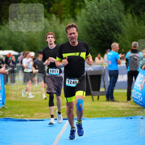30.08.2026 - Elbe Triathlon Hamburg LAZAROV Photography http://msf.ph/oto/10059619 30.08.2026 11:36:55 Ziel 879, 1011, 1132, 1246 meine-sportfotos.de
