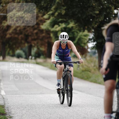 30.08.2026 - Elbe Triathlon Hamburg Michael Burmester http://msf.ph/oto/10059649 30.08.2026 11:33:10 Radfahren 1402, 1583, 1591 meine-sportfotos.de