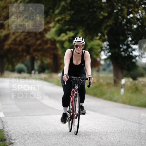 30.08.2026 - Elbe Triathlon Hamburg Michael Burmester http://msf.ph/oto/10059661 30.08.2026 11:33:33 Radfahren 835, 1547 meine-sportfotos.de
