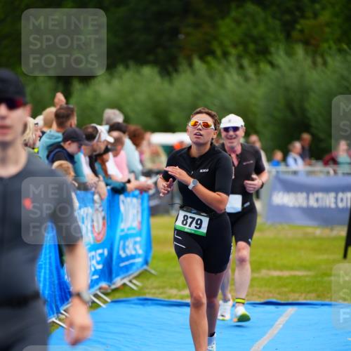 30.08.2026 - Elbe Triathlon Hamburg LAZAROV Photography http://msf.ph/oto/10059665 30.08.2026 11:37:02 Ziel 879, 1050, 1132, 1307 meine-sportfotos.de