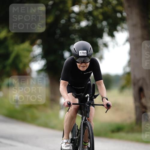 30.08.2026 - Elbe Triathlon Hamburg Michael Burmester http://msf.ph/oto/10059695 30.08.2026 11:34:01 Radfahren 1471, 1703 meine-sportfotos.de