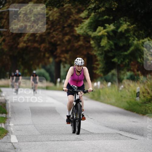 30.08.2026 - Elbe Triathlon Hamburg Michael Burmester http://msf.ph/oto/10059708 30.08.2026 11:34:10 Radfahren 1691 meine-sportfotos.de