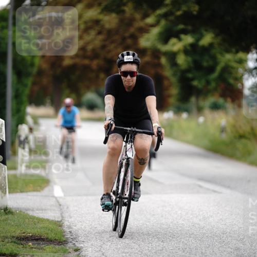 30.08.2026 - Elbe Triathlon Hamburg Michael Burmester http://msf.ph/oto/10059723 30.08.2026 11:34:19 Radfahren 1472, 1642, 1666, 1684 meine-sportfotos.de