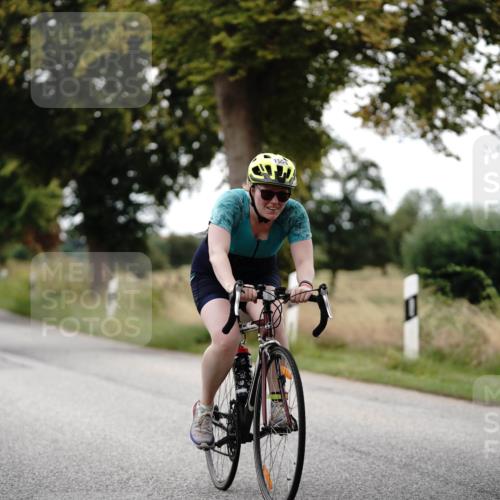 30.08.2026 - Elbe Triathlon Hamburg Michael Burmester http://msf.ph/oto/10059749 30.08.2026 11:34:40 Radfahren 1408, 1487, 1554, 1627, 1664, 1667 meine-sportfotos.de