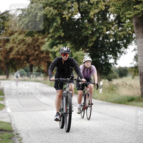 30.08.2026 - Elbe Triathlon Hamburg Michael Burmester http://msf.ph/oto/10059766 30.08.2026 11:34:45 Radfahren 1408, 1487, 1627, 1664 meine-sportfotos.de