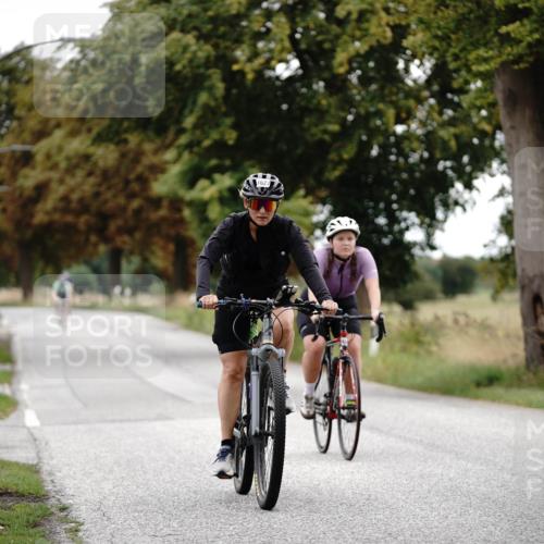 30.08.2026 - Elbe Triathlon Hamburg Michael Burmester http://msf.ph/oto/10059768 30.08.2026 11:34:45 Radfahren 1408, 1487, 1627, 1664 meine-sportfotos.de