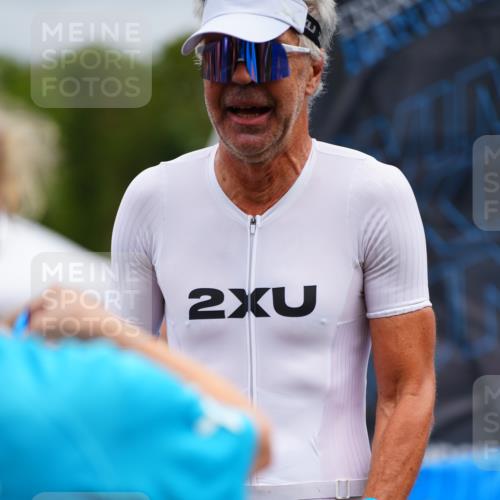 30.08.2026 - Elbe Triathlon Hamburg LAZAROV Photography http://msf.ph/oto/10059769 30.08.2026 11:37:26 Ziel 800, 824, 1341 meine-sportfotos.de