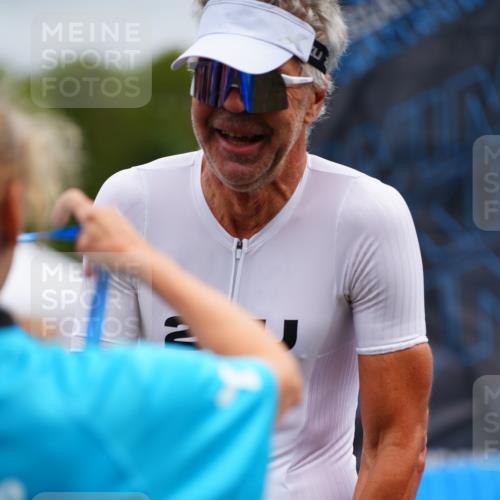 30.08.2026 - Elbe Triathlon Hamburg LAZAROV Photography http://msf.ph/oto/10059774 30.08.2026 11:37:26 Ziel 800, 824, 1341 meine-sportfotos.de