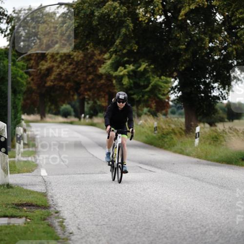 30.08.2026 - Elbe Triathlon Hamburg Michael Burmester http://msf.ph/oto/10059783 30.08.2026 11:35:03 Radfahren 1490 meine-sportfotos.de