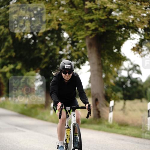 30.08.2026 - Elbe Triathlon Hamburg Michael Burmester http://msf.ph/oto/10059788 30.08.2026 11:35:04 Radfahren 1490 meine-sportfotos.de