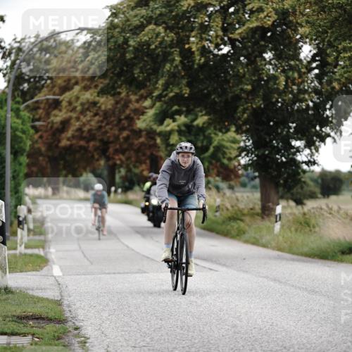 30.08.2026 - Elbe Triathlon Hamburg Michael Burmester http://msf.ph/oto/10059792 30.08.2026 11:35:33 Radfahren 1418, 1433 meine-sportfotos.de