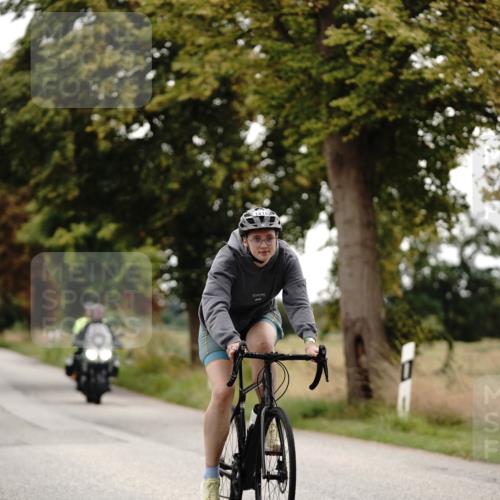 30.08.2026 - Elbe Triathlon Hamburg Michael Burmester http://msf.ph/oto/10059794 30.08.2026 11:35:35 Radfahren 1418, 1433 meine-sportfotos.de