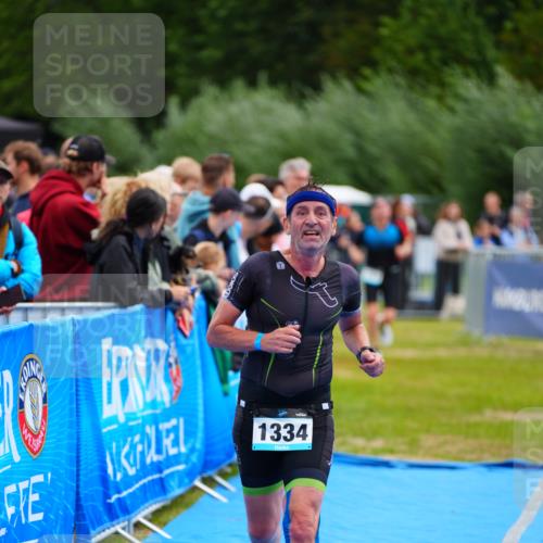 30.08.2026 - Elbe Triathlon Hamburg LAZAROV Photography http://msf.ph/oto/10059804 30.08.2026 11:37:36 Ziel 824, 1264, 1334, 1440 meine-sportfotos.de